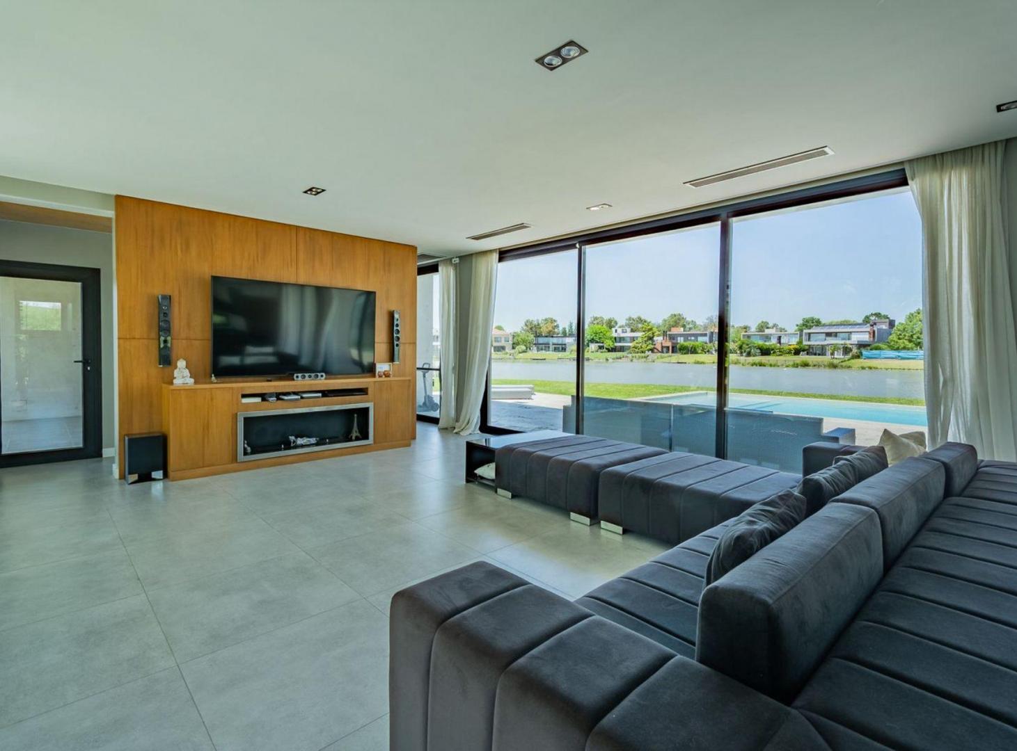 Foto de CASA EN VENTA TERRALAGOS A LA LAGUNA, imagen 2
