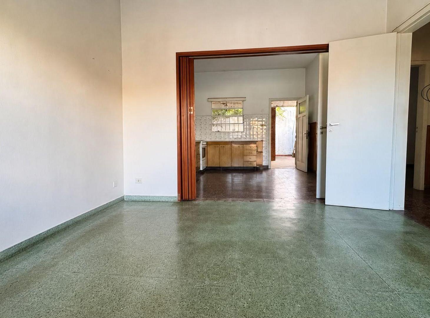 Foto de VENTA PH 3 AMB PATIO-TERRAZA-APTO CRED- SAN JUSTO, imagen 2