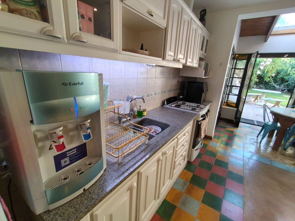 Foto de VENTA PH 3 AMB. c/ JARDIN y 2 COCHERAS -HURLINGHAM, imagen 2