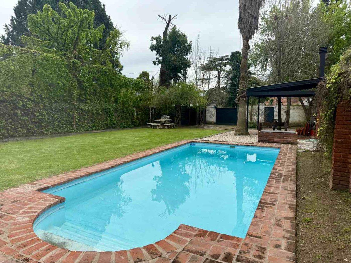 Foto de VENTA CASA QUINTA PARQUE LELOIR 4 DORMIT PISCINA, imagen 3