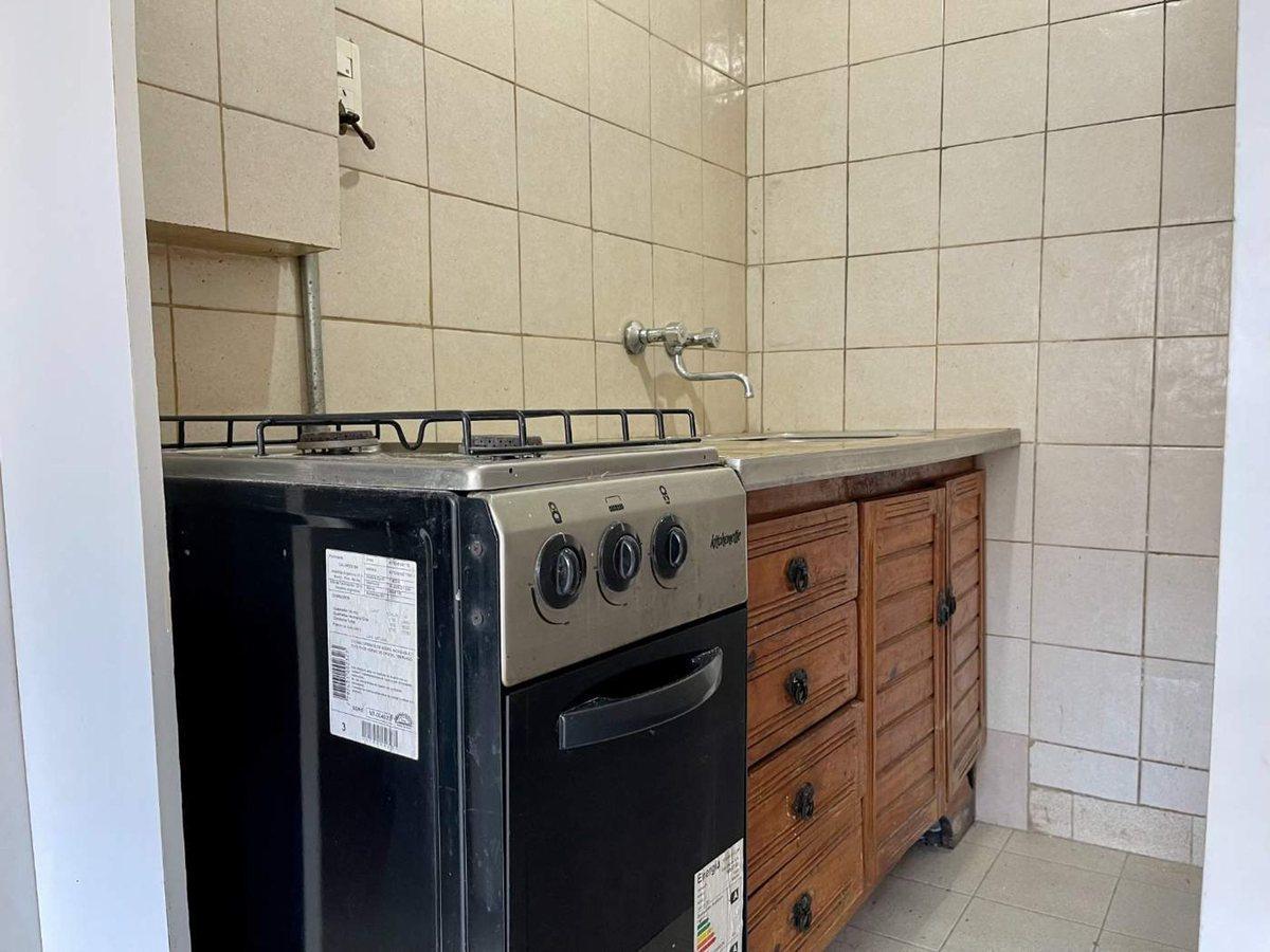 Foto de VENTA LOCAL AL FRENTE ITUZAINGO CENTRO APTO PROF, imagen 5