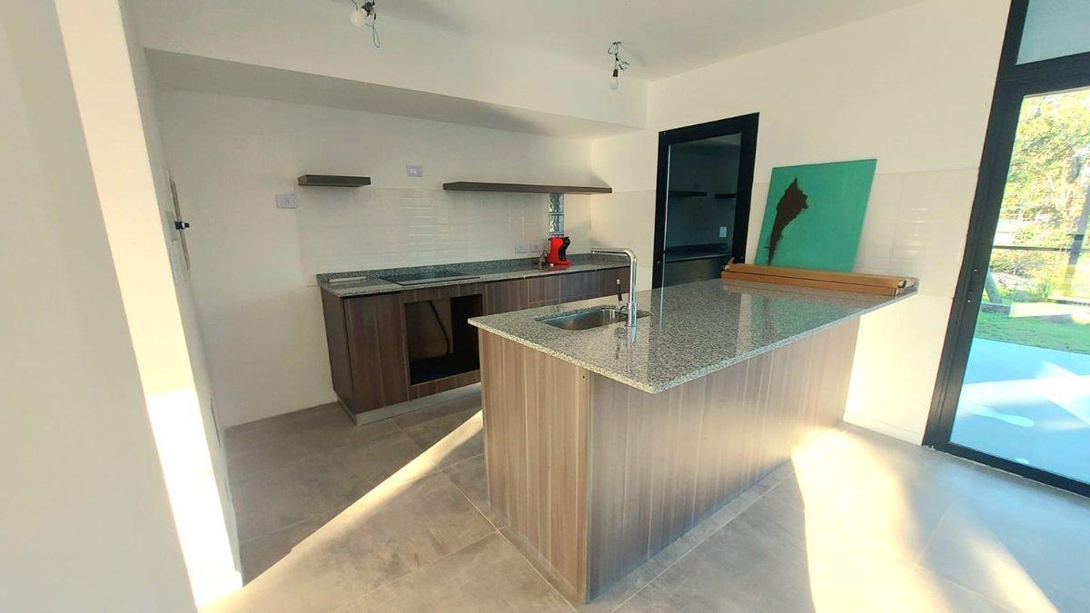 Foto de VENTA CASA FIANCIACION 4 AMB OPORTUNIDAD, imagen 5
