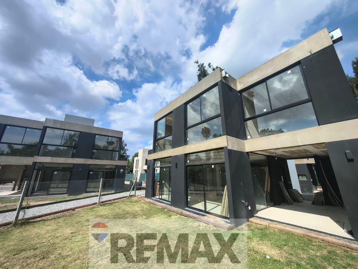 Foto de VENTA CASA FIANCIACION 4 AMB OPORTUNIDAD, imagen 3
