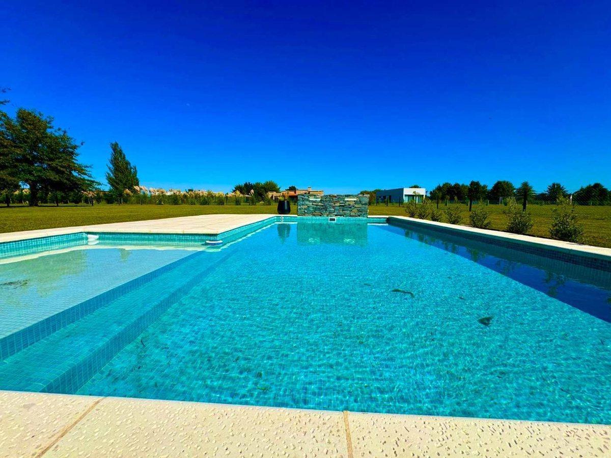 Foto de VENTA CASA 4 AMB C/PILETA QUINCHO CARLOS KEEN, imagen 5