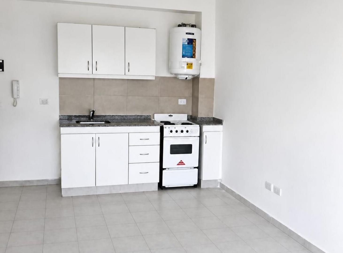 Foto de DEPARTAMENTO MONOAMBIENTE CON BALCON MORON SUR, imagen 2
