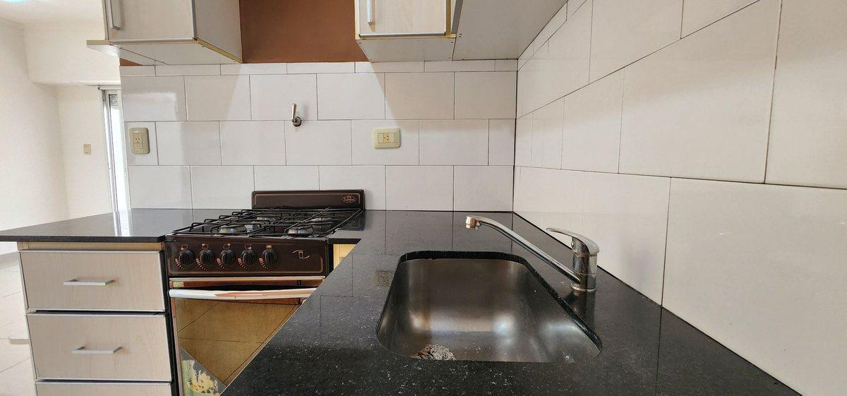 Foto de VENTA DEPTO 2 AMB COCHERA Y 2 PATIOS RAMOS MEJIA, imagen 1