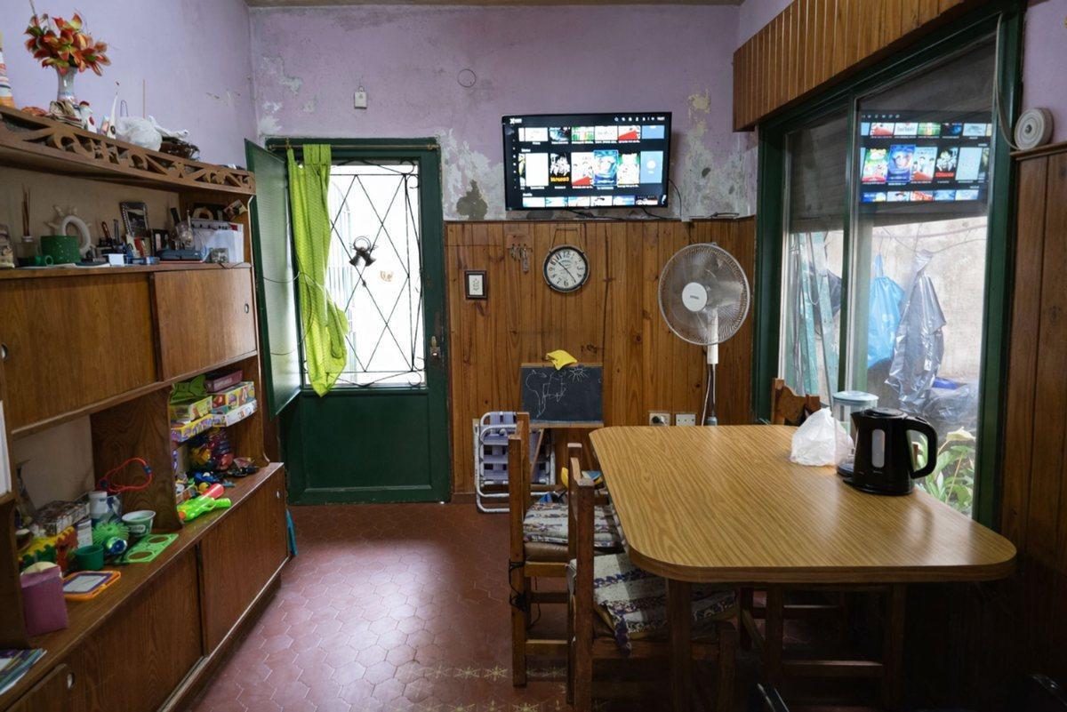 Foto de VENTA PH 3 AMBIENTES CON TERRAZA A REFACCIONAR, imagen 2