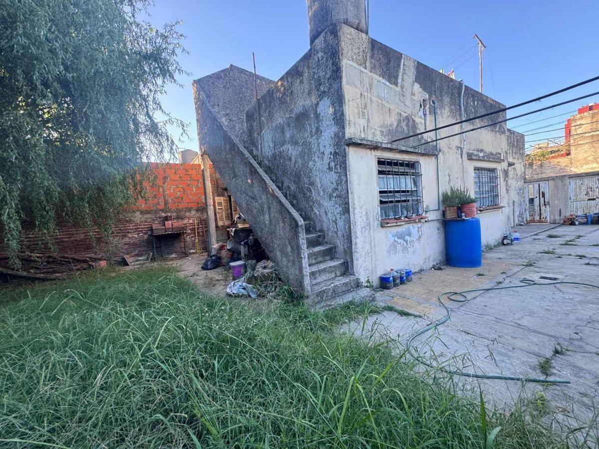 Foto de VENTA CASA 3 AMB CASANOVA GARAGE PATIO APTO CREDIT, imagen 5