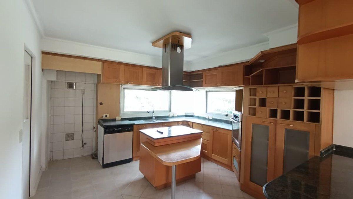 Foto de VENTA CASA 4 AMB C/ PILETA BARRIO CERRADO LELOIR, imagen 2