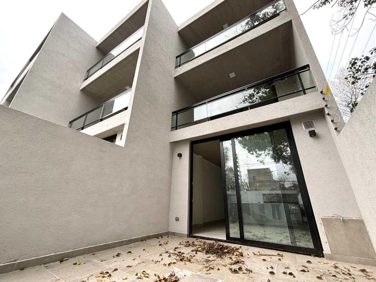 Foto de Venta Departamento 2 amb con patio privado Moreno, imagen 2