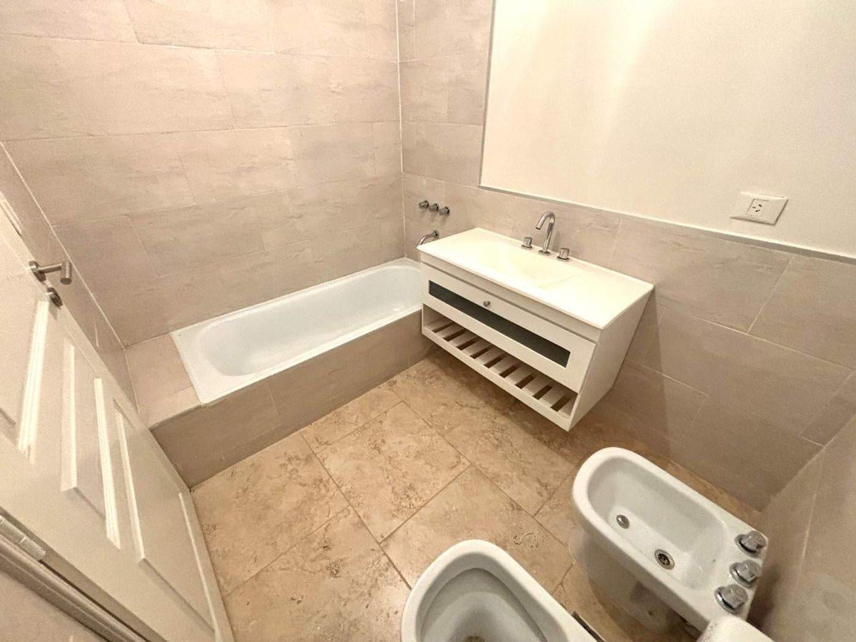 Foto de Venta Departamento 2 amb con patio privado Moreno, imagen 5