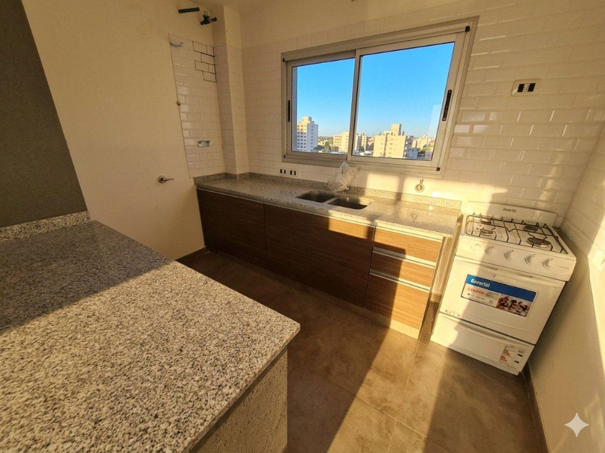 Foto de VENTA DEPTO. 3 AMB CON BALCON. BERAZATEGUI CENTRO, imagen 2