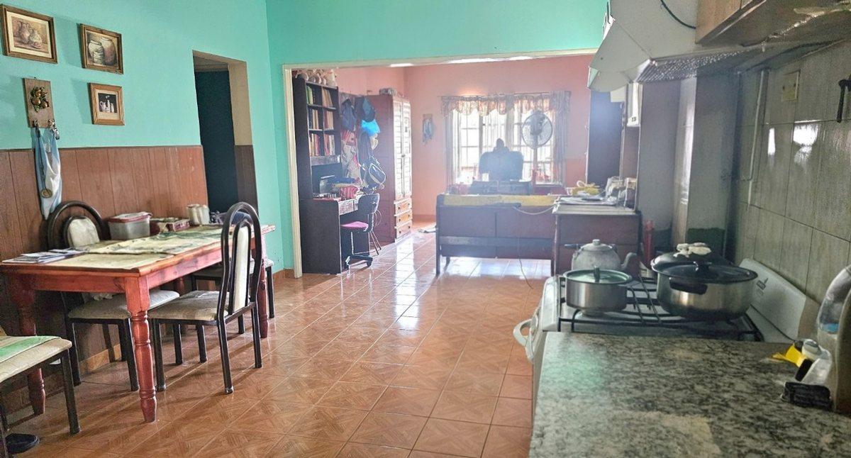 Foto de VENTA CASA 3 AMB 390M MULTIFAMILIAR + GALPON MERLO, imagen 4