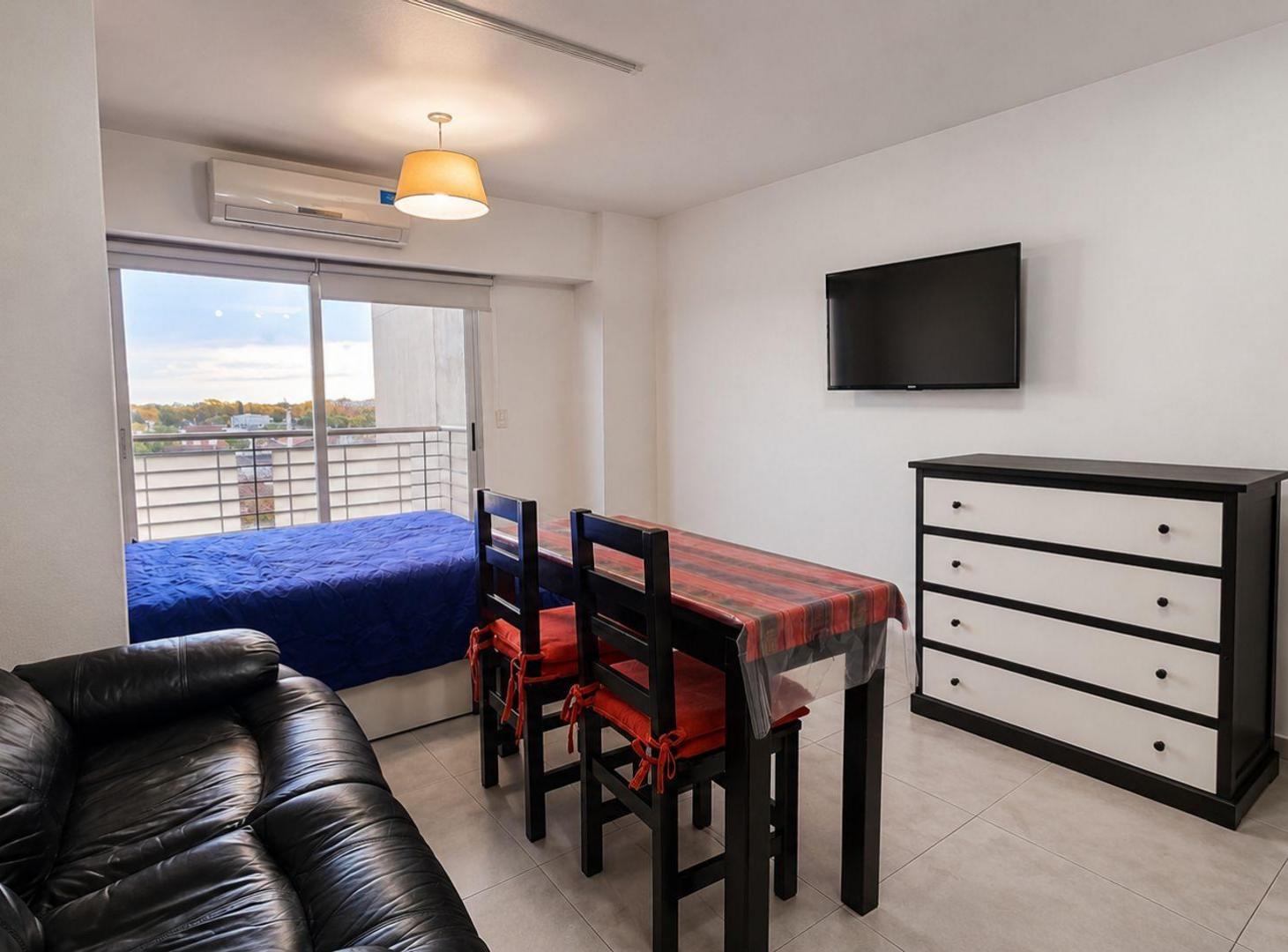 Foto de VENTA DEPTO MONOAMBIENTE CATEGORIA BALCON COCHERA, imagen 2