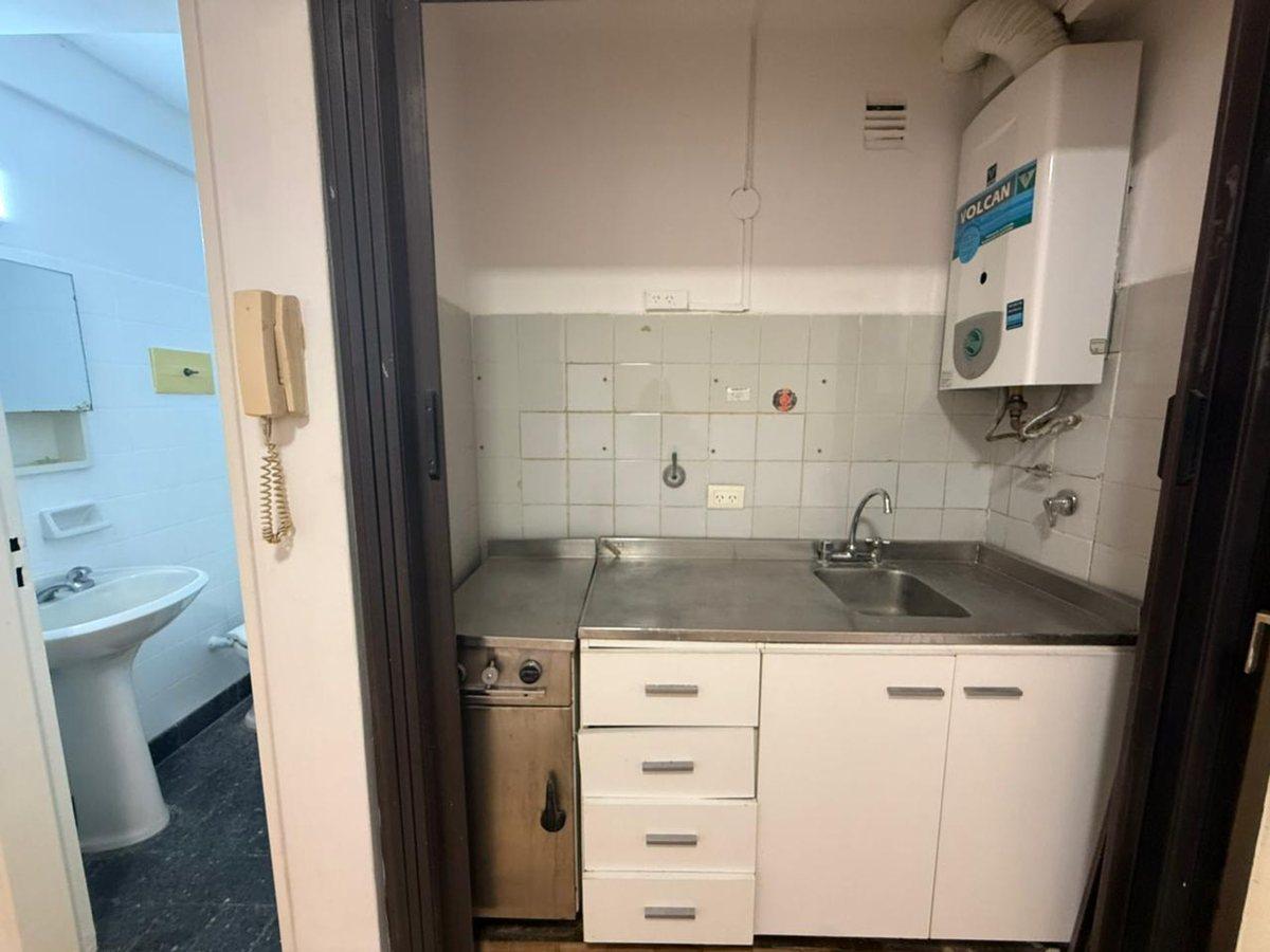 Foto de VENTA DEPTO 2 AMB - BALVANERA, imagen 3