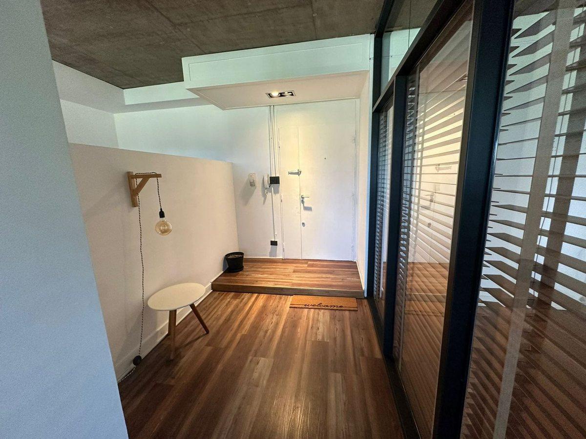 Foto de ALQUILER OFICINA al frente c/3 cocheras San Isidro, imagen 3