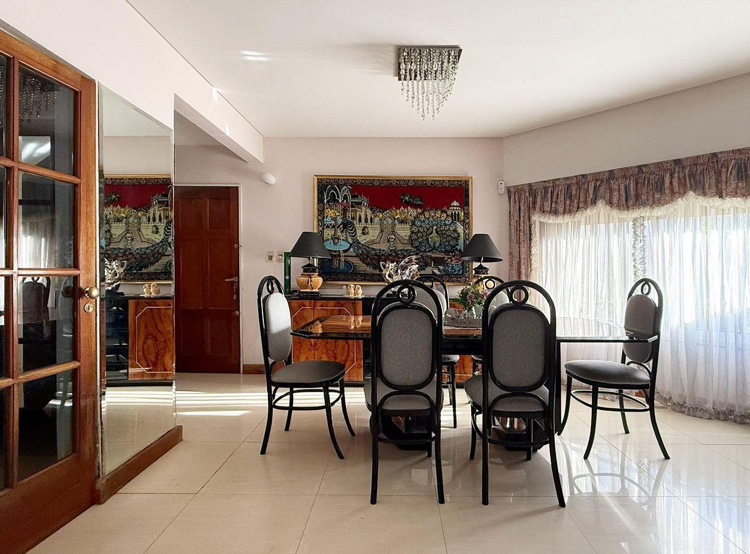 Foto de VENTA CASA 4 AMBIENTES HURLINGHAM PILETA, imagen 4