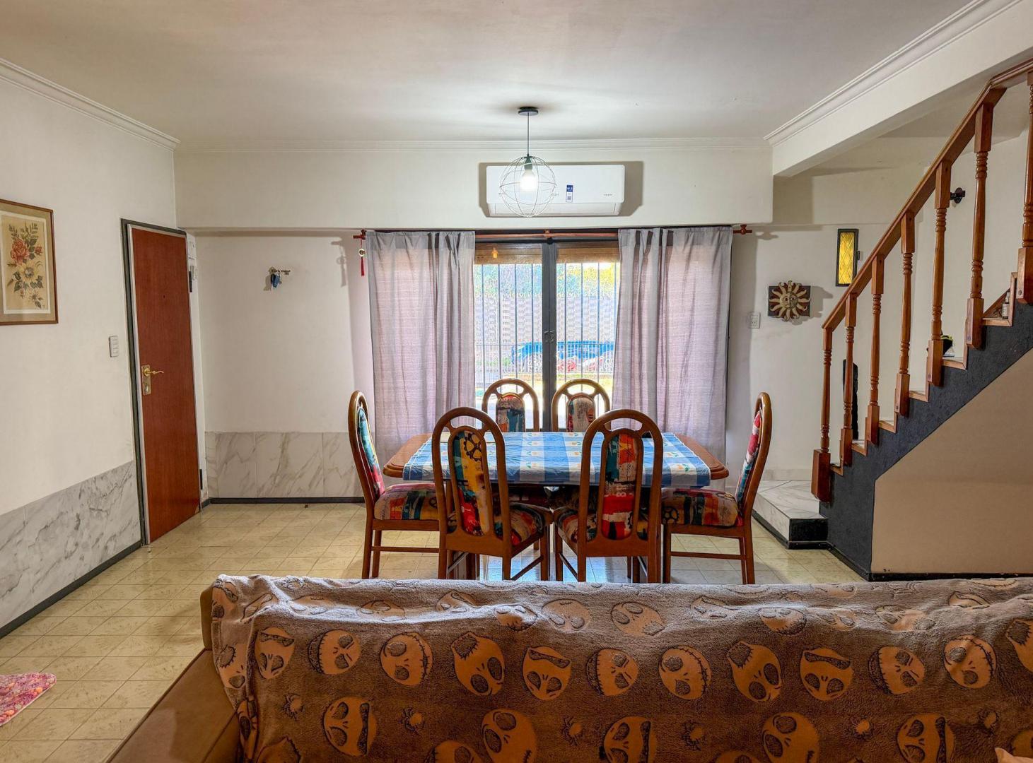 Foto de VENTA CASA OPORTUNIDAD APTO CREDITO 4 AMB CASTELAR, imagen 5
