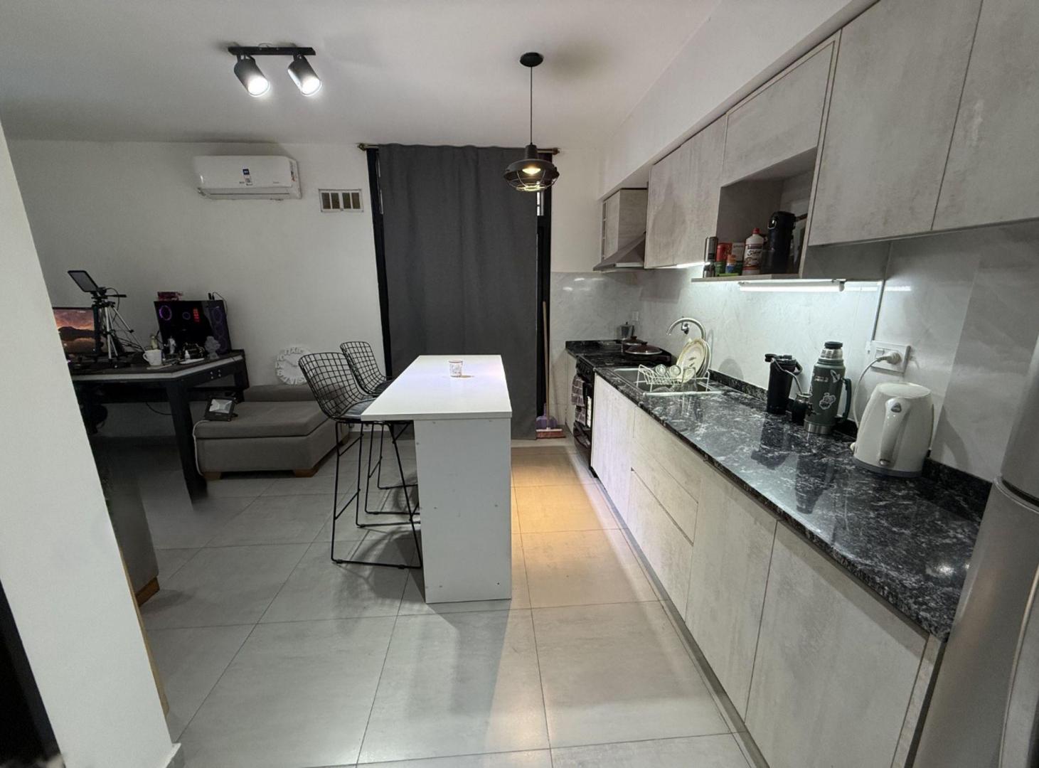 Foto de VENTA DEPTO 2AMB COCHERA ITUZAINGÓ APTO CRÉDITO, imagen 1