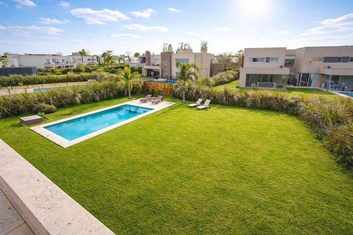 Foto de VENTA CASA 5 AMB PREMIUM TERRAVISTA GRAL RODRIGUEZ, imagen 4