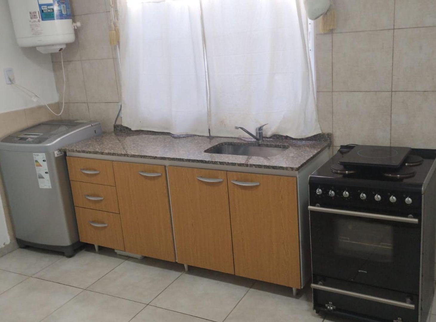 Foto de VENTA DPTO 3 AMBIENTES- CASTELAR OFRECE FINANCIAR, imagen 2