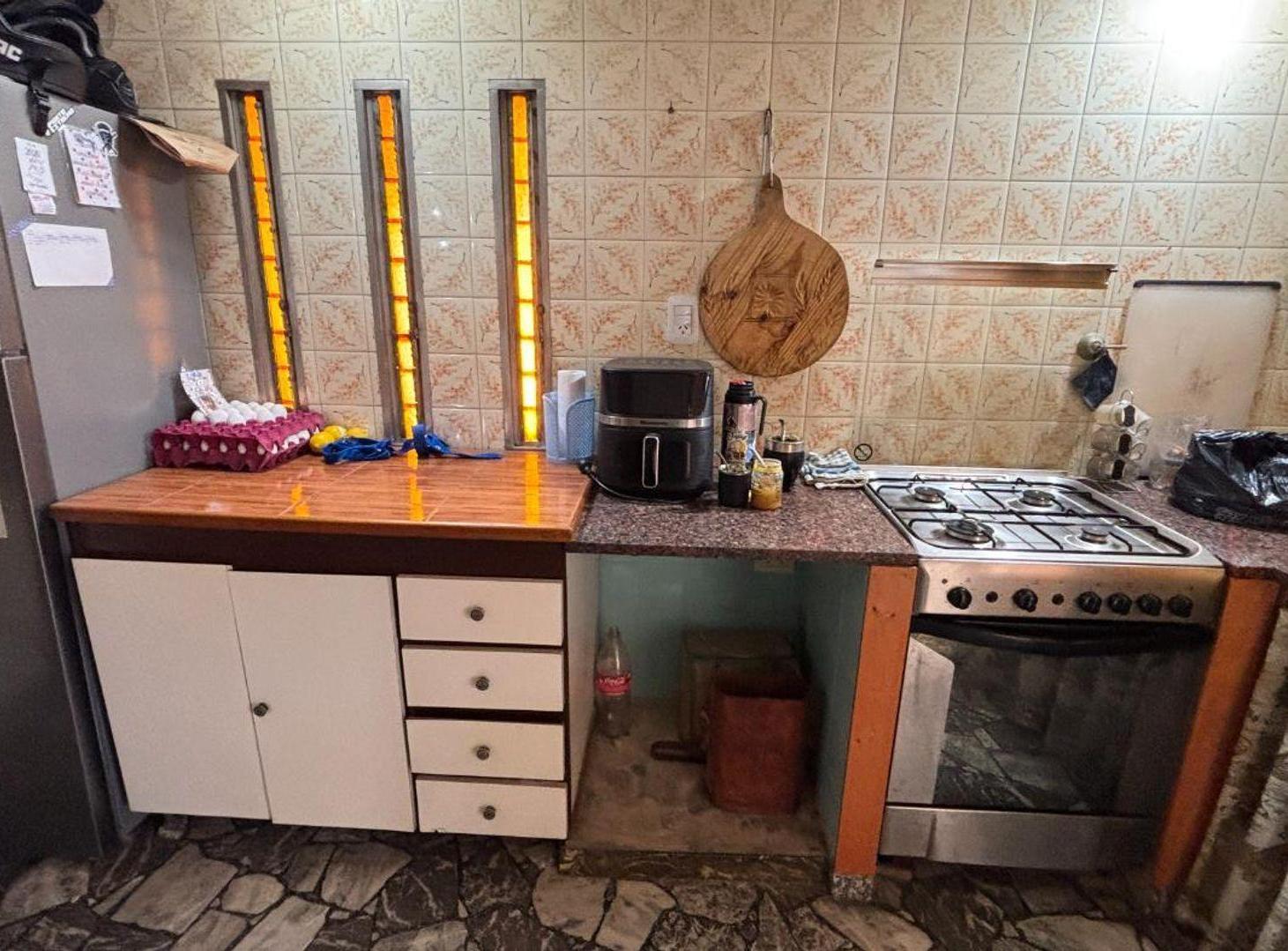 Foto de CASA EN VENTA 3 AMBIENTES CON COCHERA EN MERLO, imagen 1