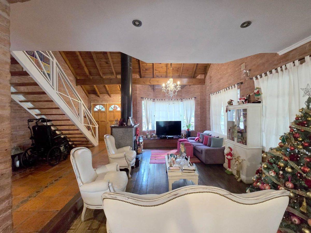 Foto de Chalet en Country Bco. Provincia | Pileta y Parque, imagen 5