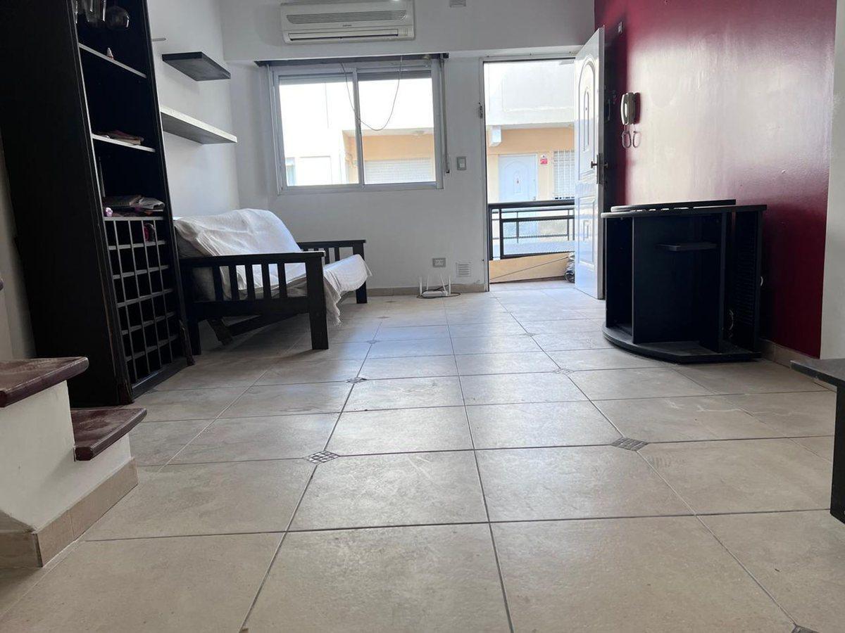 Foto de VENTA PH 3 AMB BALCON SEGURIDAD MORON APTO CREDITO, imagen 1