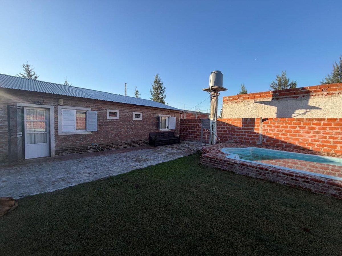 Foto de VENTA CASA 4 AMB PB C/ PILETA MAXIMO PAZ CAÑUELAS, imagen 3