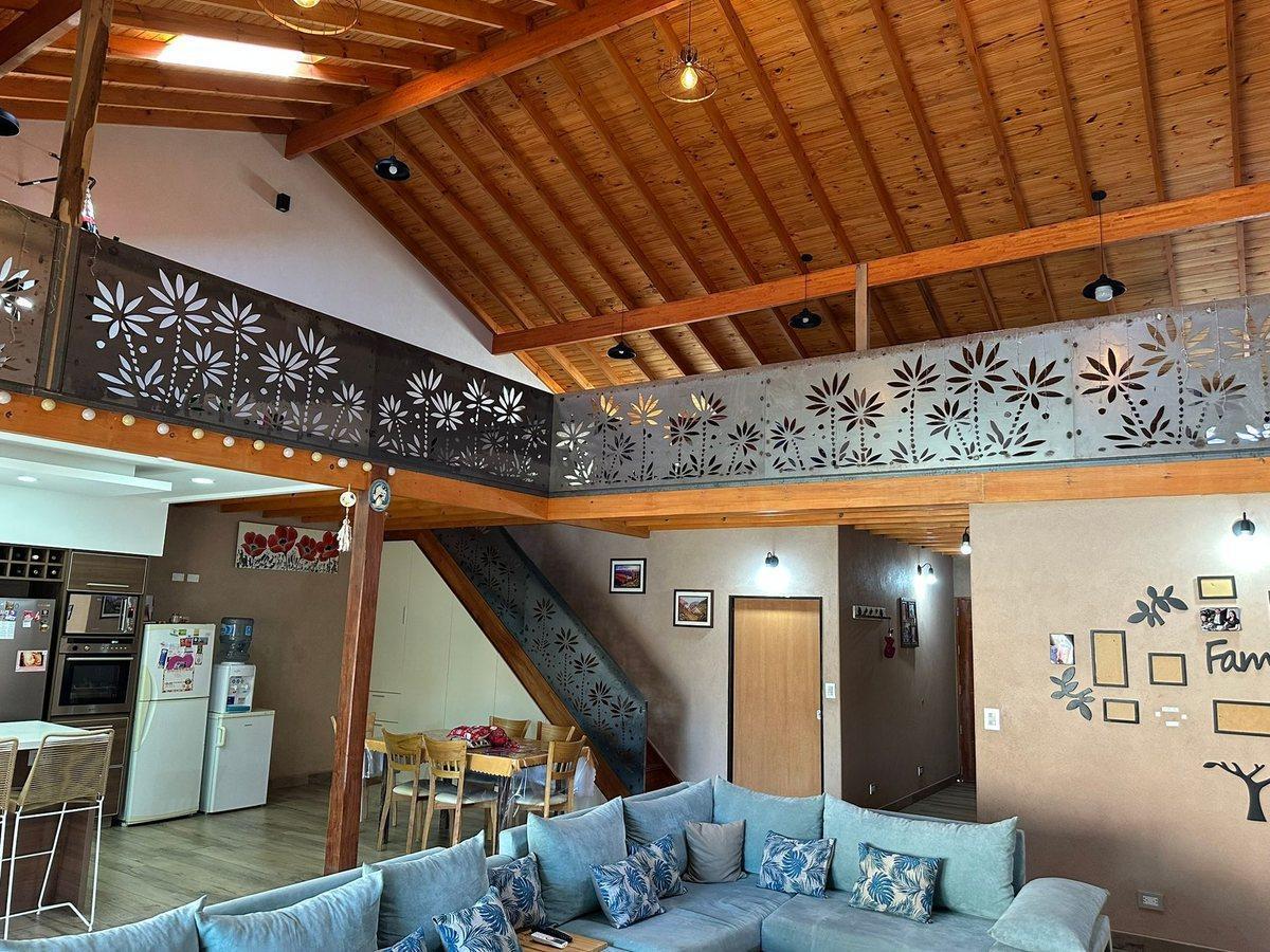 Foto de CASA EN VENTA 5 AMB C/PISCINA Y 2 COCHERAS MORON, imagen 4