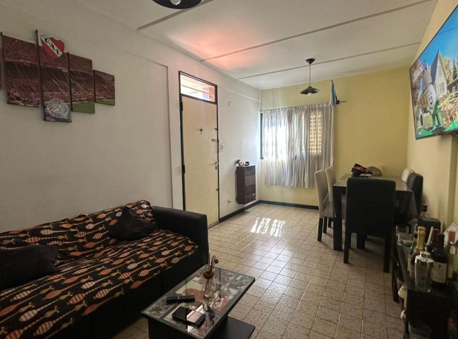 Foto de VENTA DEPTO 2 AMB PB APTO CREDITO MORON, imagen 2