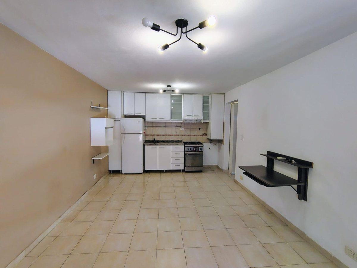 Foto de DEPARTAMENTO 2 AMB EN ALQUILER MORON, imagen 3