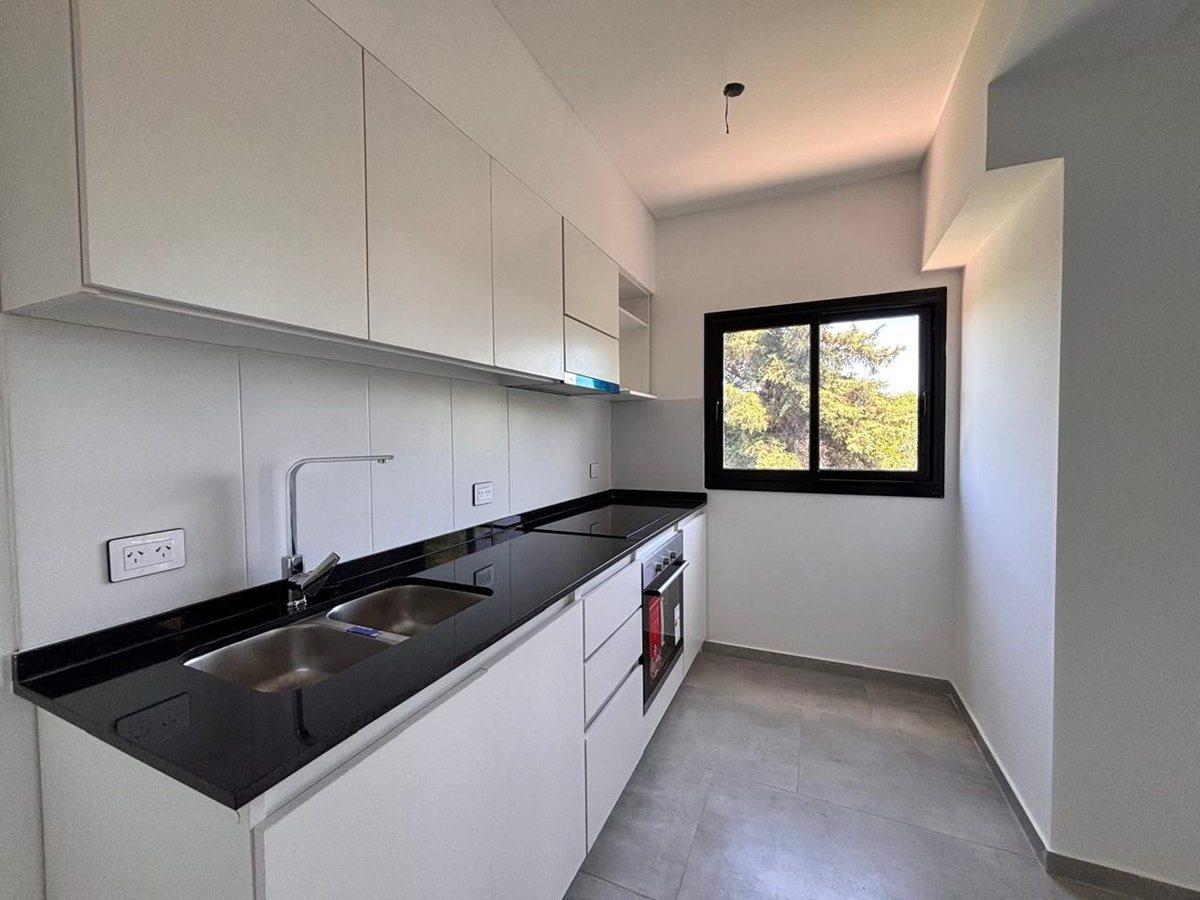 Foto de VENTA DEPTO 2 AMB TERRAZA Y COCHERA - ITUZAING0, imagen 5
