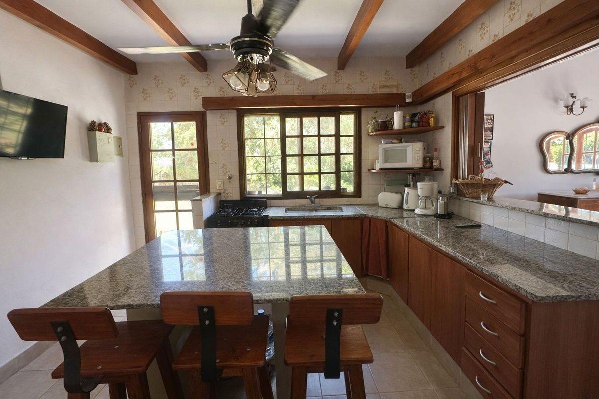 Foto de VENTA CHALET 5 AMB PILETA JARDIN EN EL MORO, imagen 5