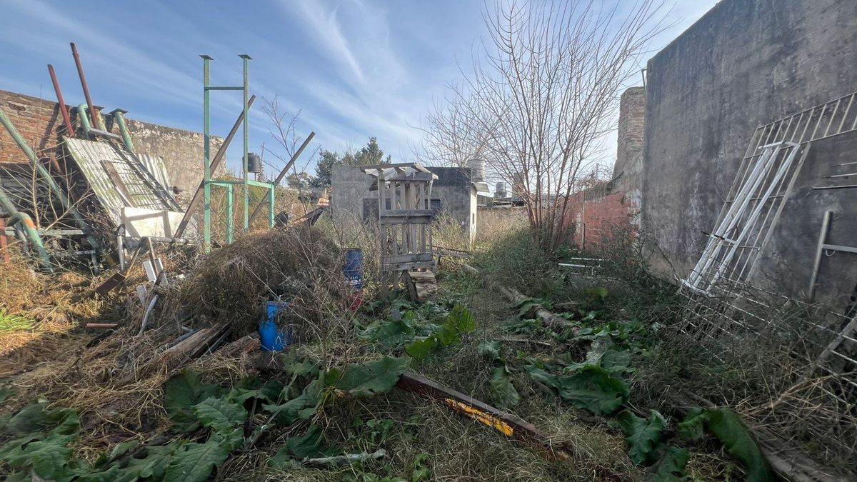 Foto de VENTA CASA A RECICLAR - GRAL. RODRIGUEZ, imagen 3