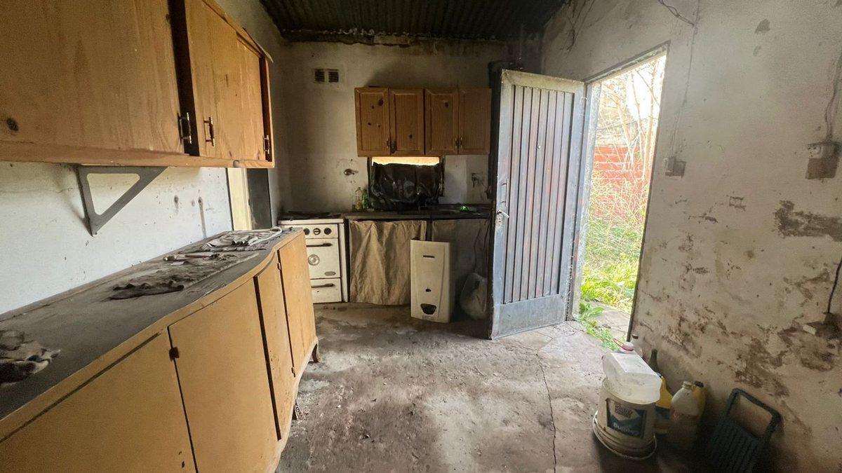 Foto de VENTA CASA A RECICLAR - GRAL. RODRIGUEZ, imagen 4
