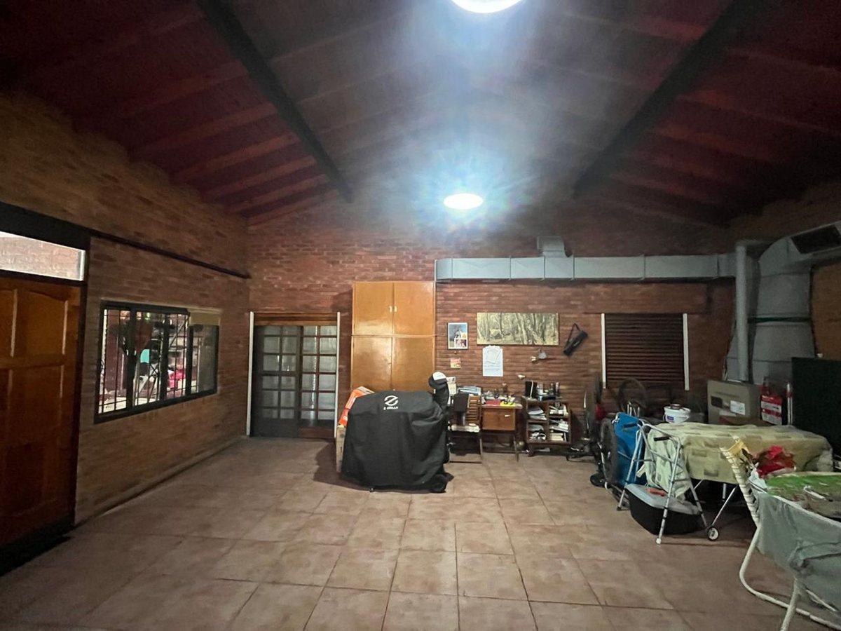 Foto de VENTA CASA 3 AMB BANCO PROVINCIA MORENO APT CREDIT, imagen 2