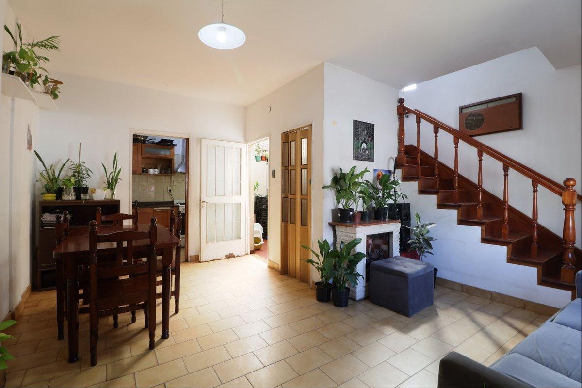 Foto de Venta PH Tipo Casa 4 Amb Terraza Cochera Palomar, imagen 2