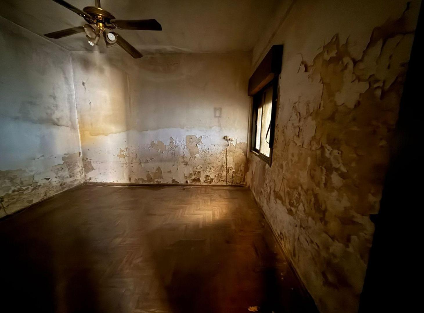 Foto de VENTA PH 3 AMB C/TERRAZA A RECICLAR EN MORÓN, imagen 4
