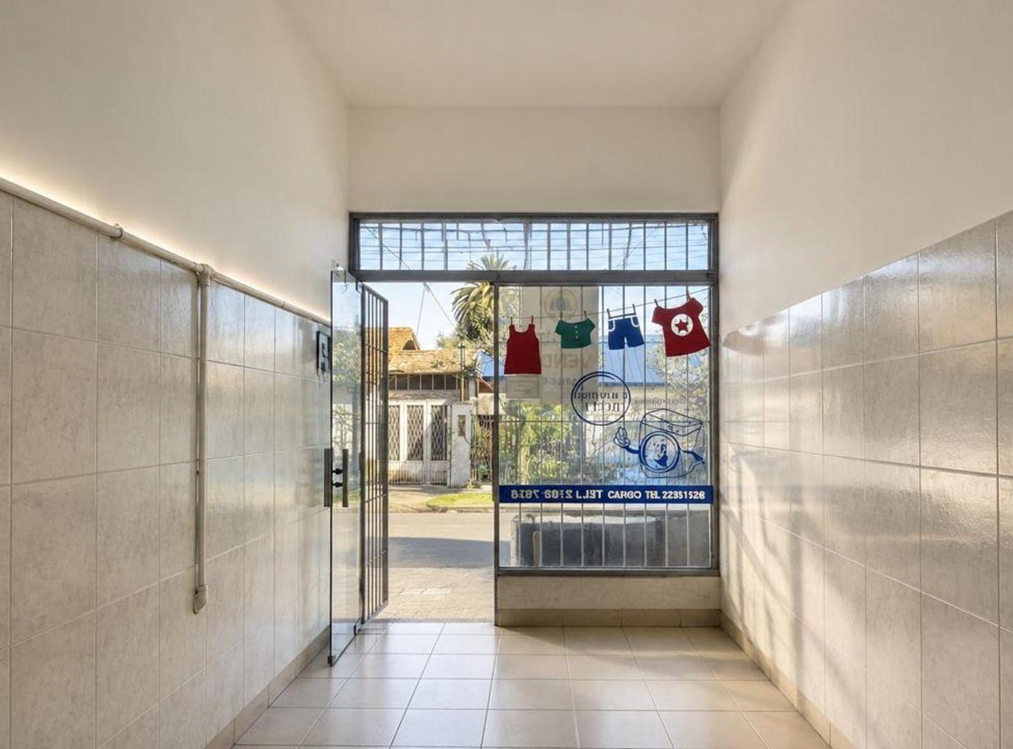Foto de VENTA LOCAL COMERCIAL EN MORON, imagen 3