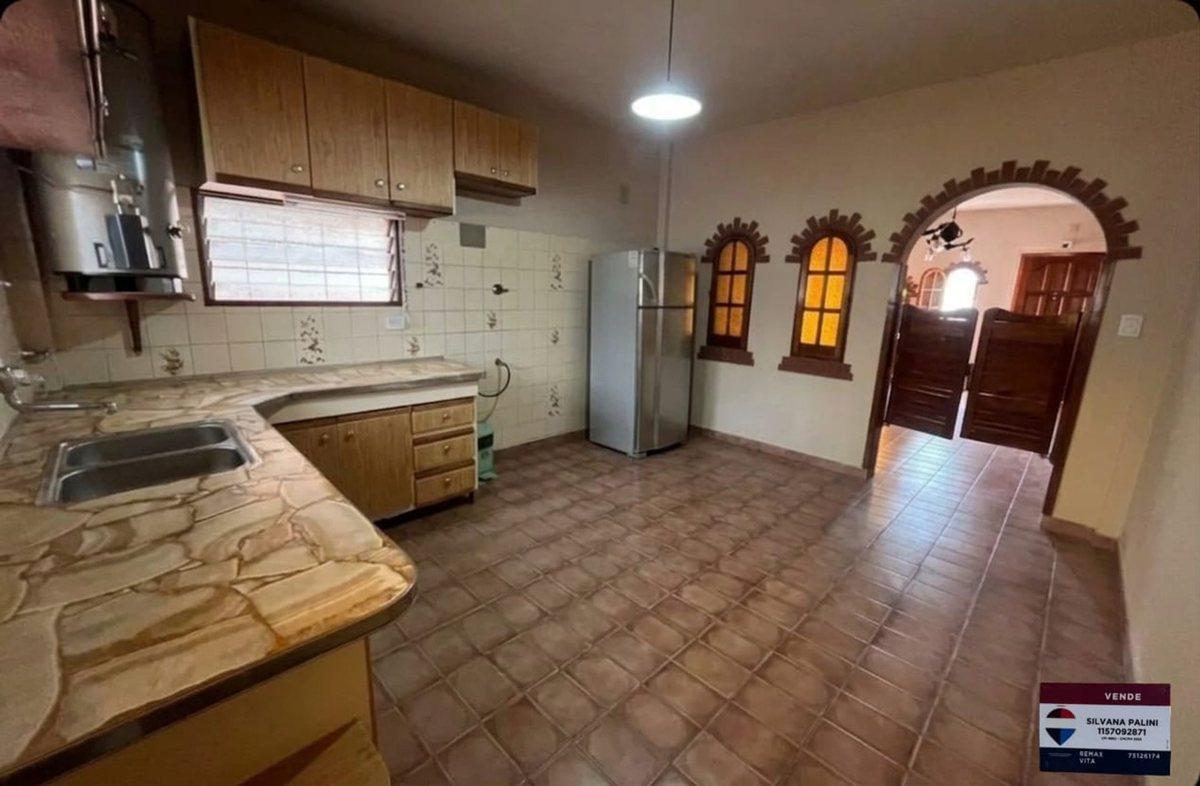 Foto de VENTA CASA 4 AMB-HURLINGHAM-V. TESEI-APTA CRÉD., imagen 1