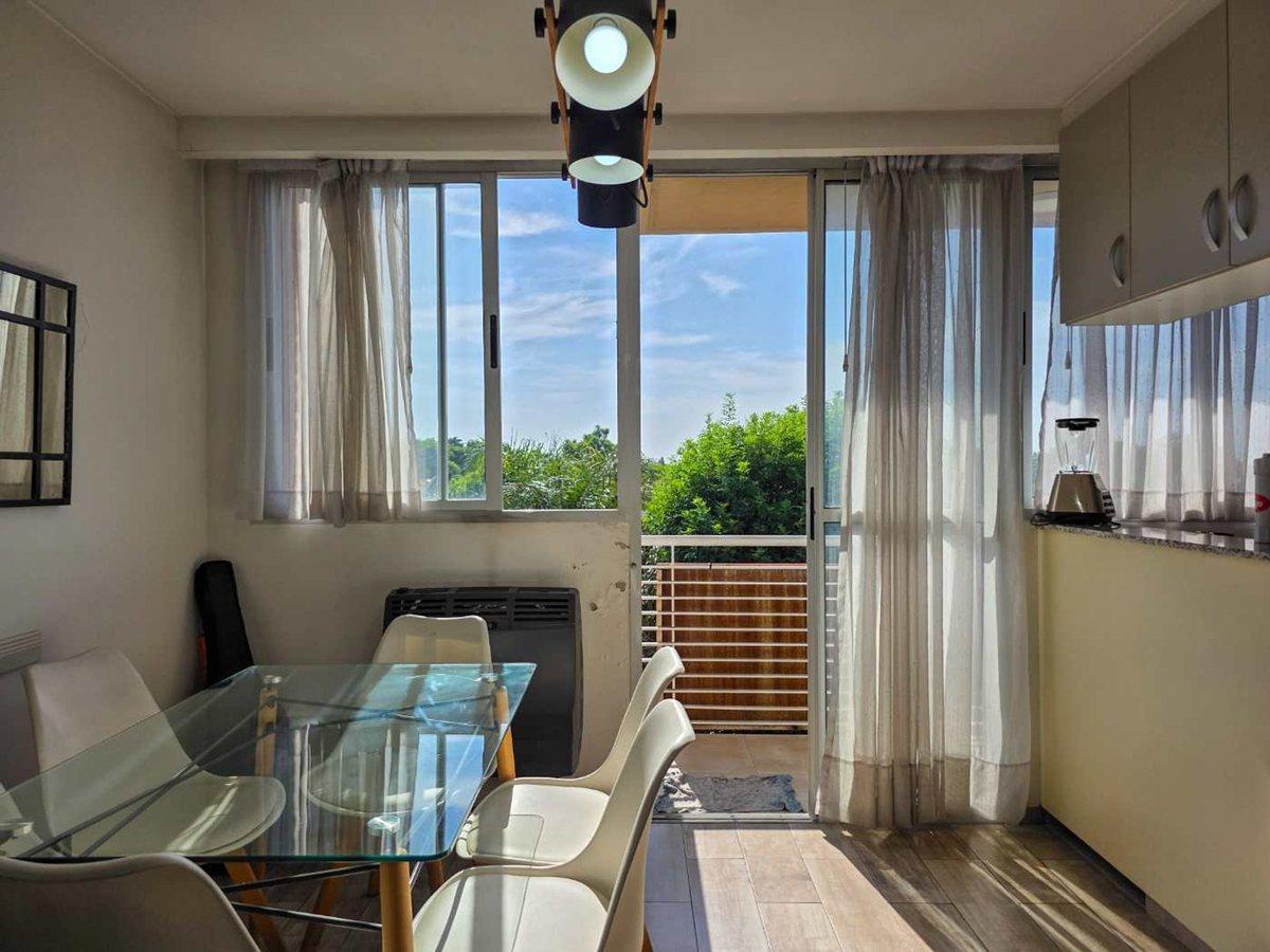 Foto de VENTA DEPTO 2 AMBIENTES BALCON CASTELAR CENTRO, imagen 3