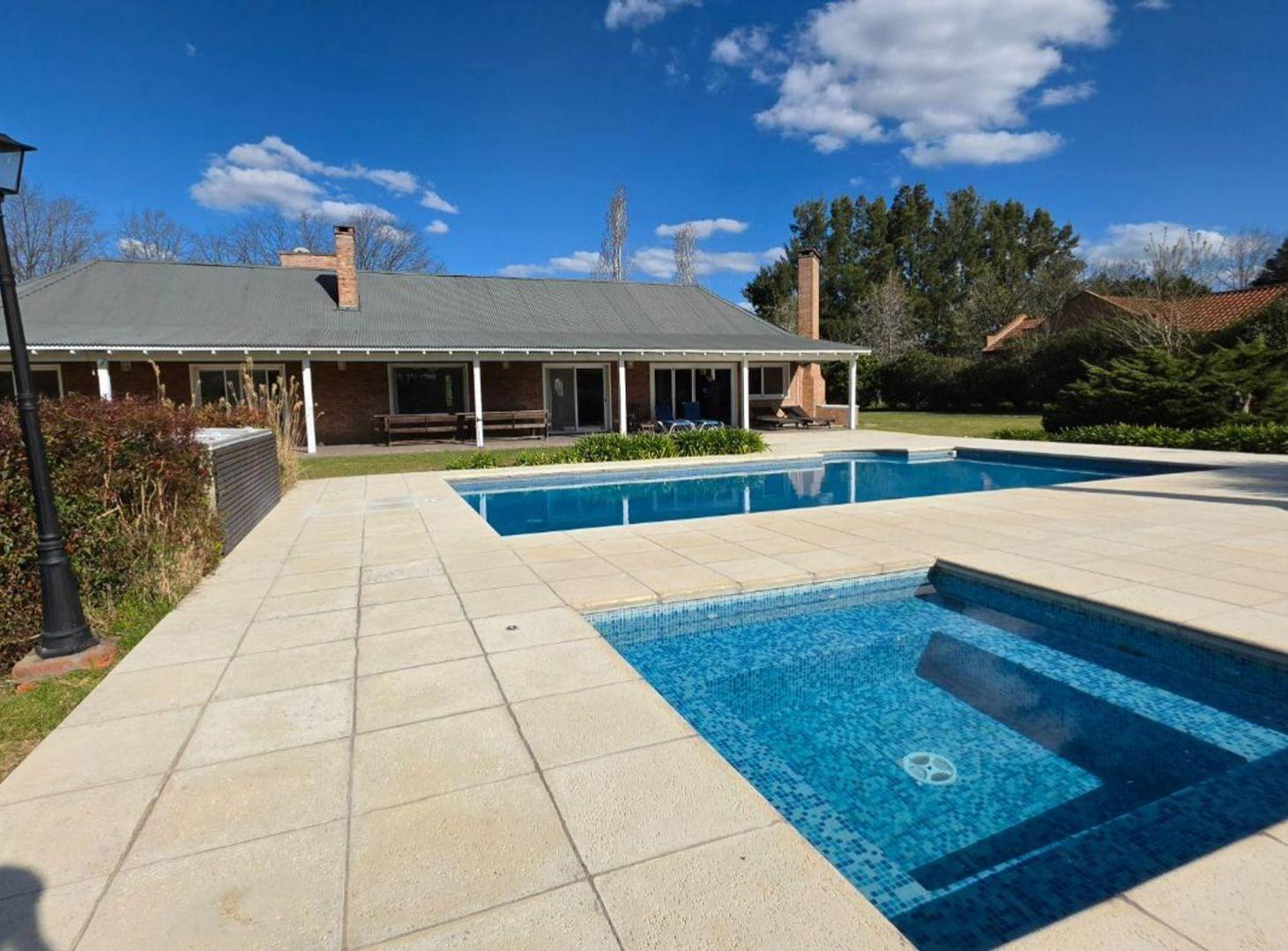 Foto de VENTA CASA 4 AMB 4400 M2 LA RETAMA PILAR APTO CRED, imagen 2