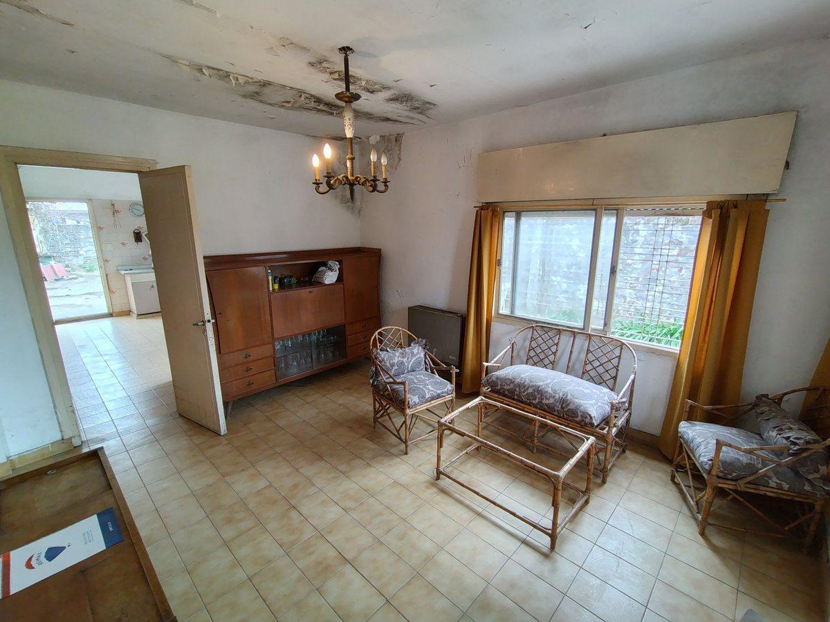 Foto de CASA 3 AMB. LOTE de 220 m² - MERLO - OPORTUNIDAD!!, imagen 4