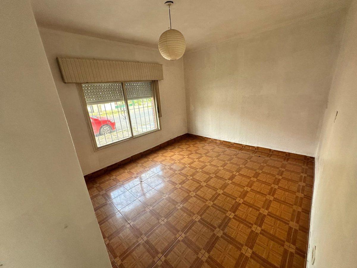 Foto de VENTA VILLA LUZURIAGA PH 3 AMB + COCHERA + LOCAL, imagen 3