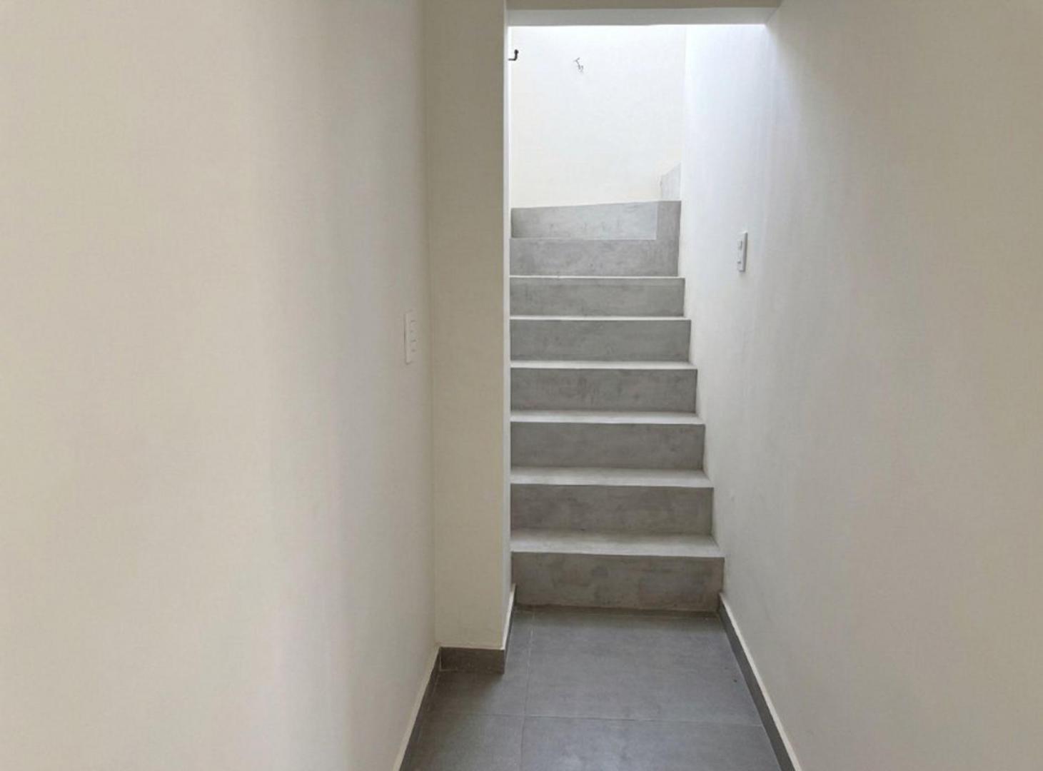 Foto de CASA EN VENTA CASTELAR NORTE PERMUTA Y FINANCIA, imagen 3