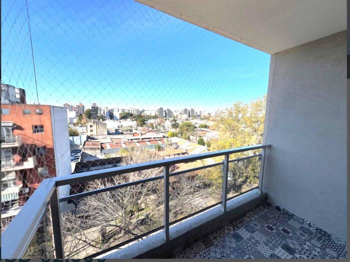 Foto de VENTA DEPARTAMENTO 2 AMBIENTES FRENTE MORON CENTRO, imagen 5