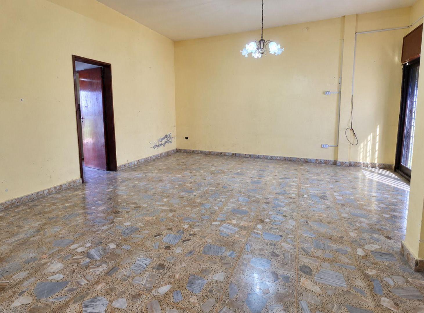 Foto de VENTA CASA 5 AMB PILET CASTELAR AMBS A REFACCIONAR, imagen 5
