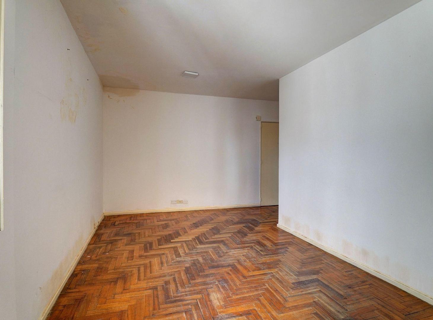 Foto de VENTA 3 Amb LUMINOSO cocina separada. Balvanera, imagen 3