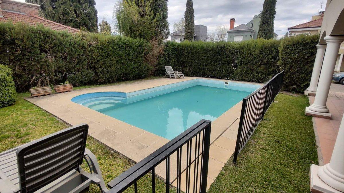 Foto de VENTA PROPIEDAD COUNTRY BANCO PROVINCIA 6 AMB., imagen 1